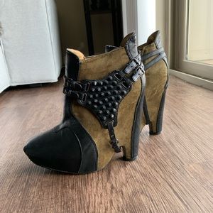 Sam Edelman Zoe 2 bootie Heel Size 9 (women’s)